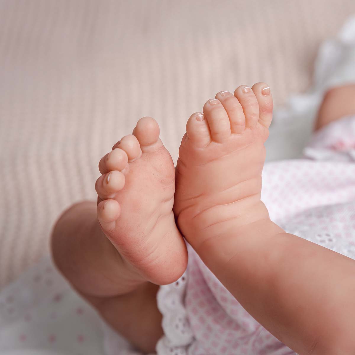 Reborn Doll | Weighted & Hand Painted Soft Body | Leonor Dolls Award in Pink & White