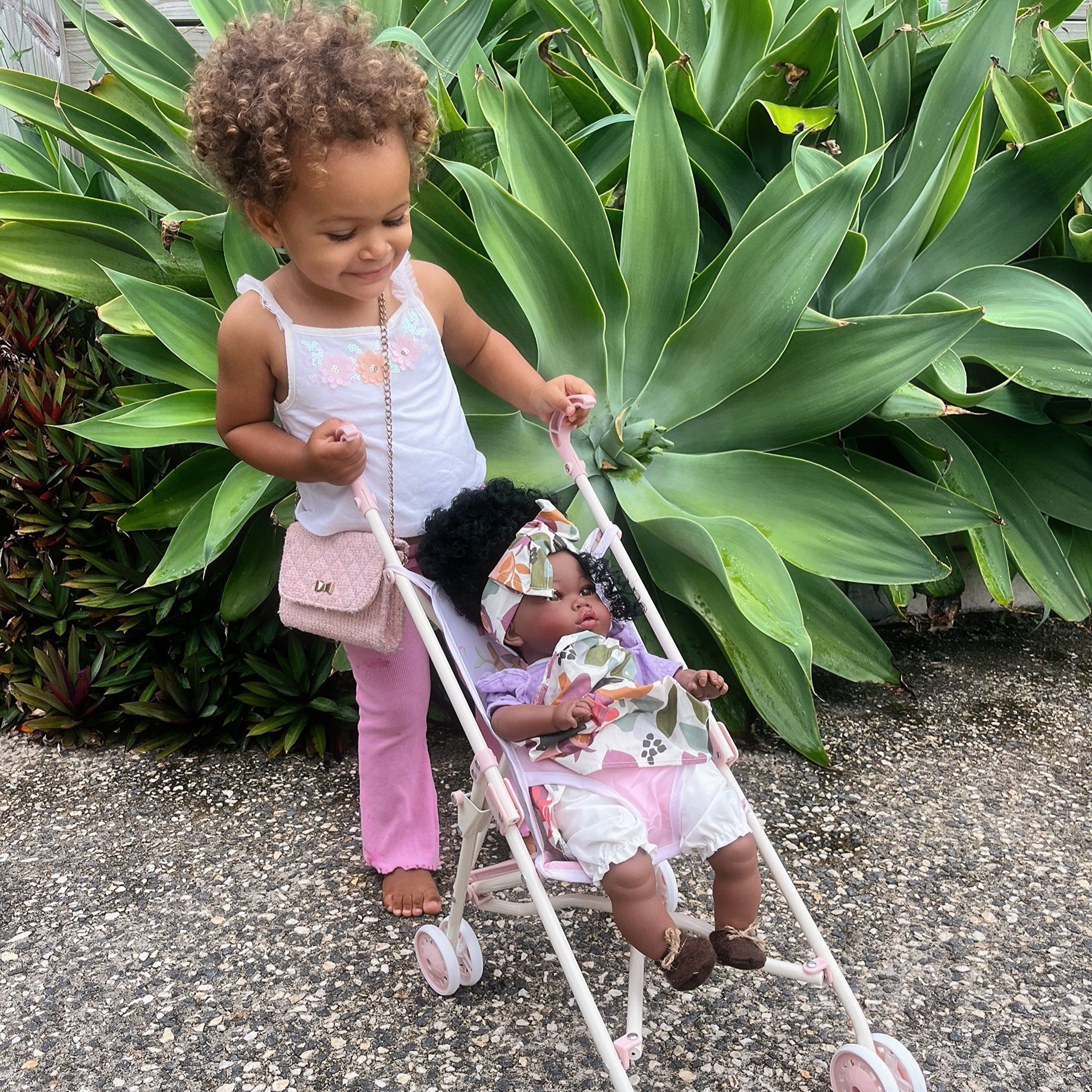 Handcrafted Amir/ María Doll with Baby (4400) by Nines D&